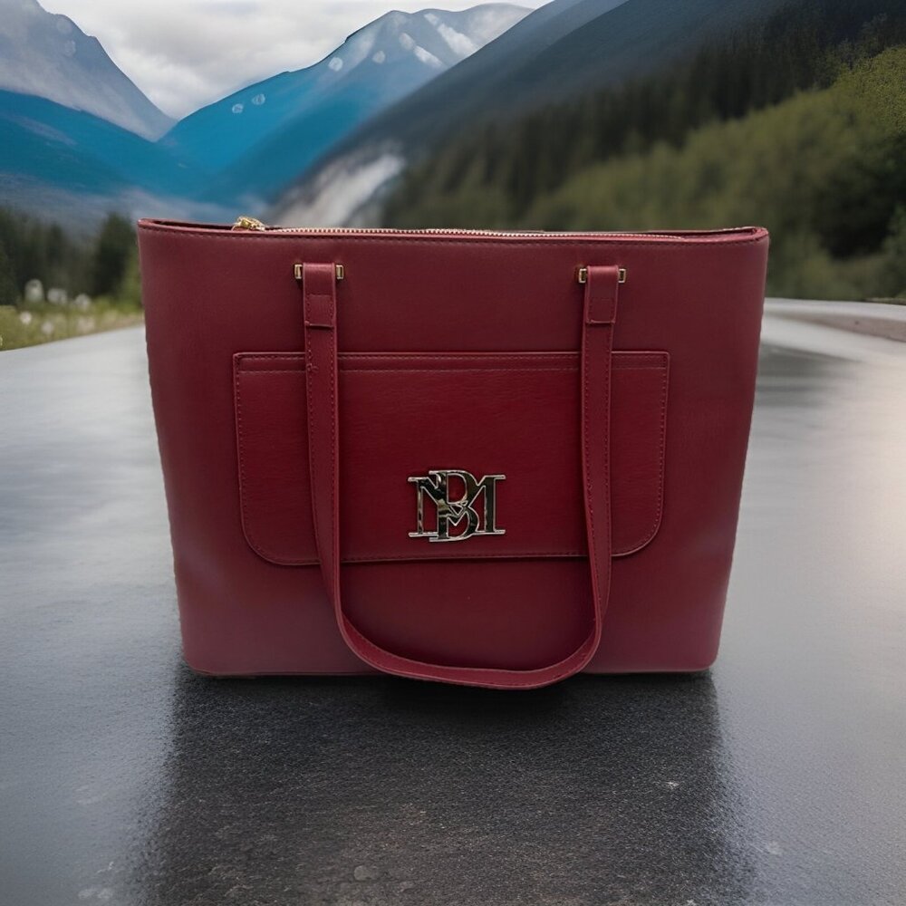 NWT Badgley Mischka Square Wine‎ BM-4089-Med Tall Vegan Leather Hand Bag w Logo
